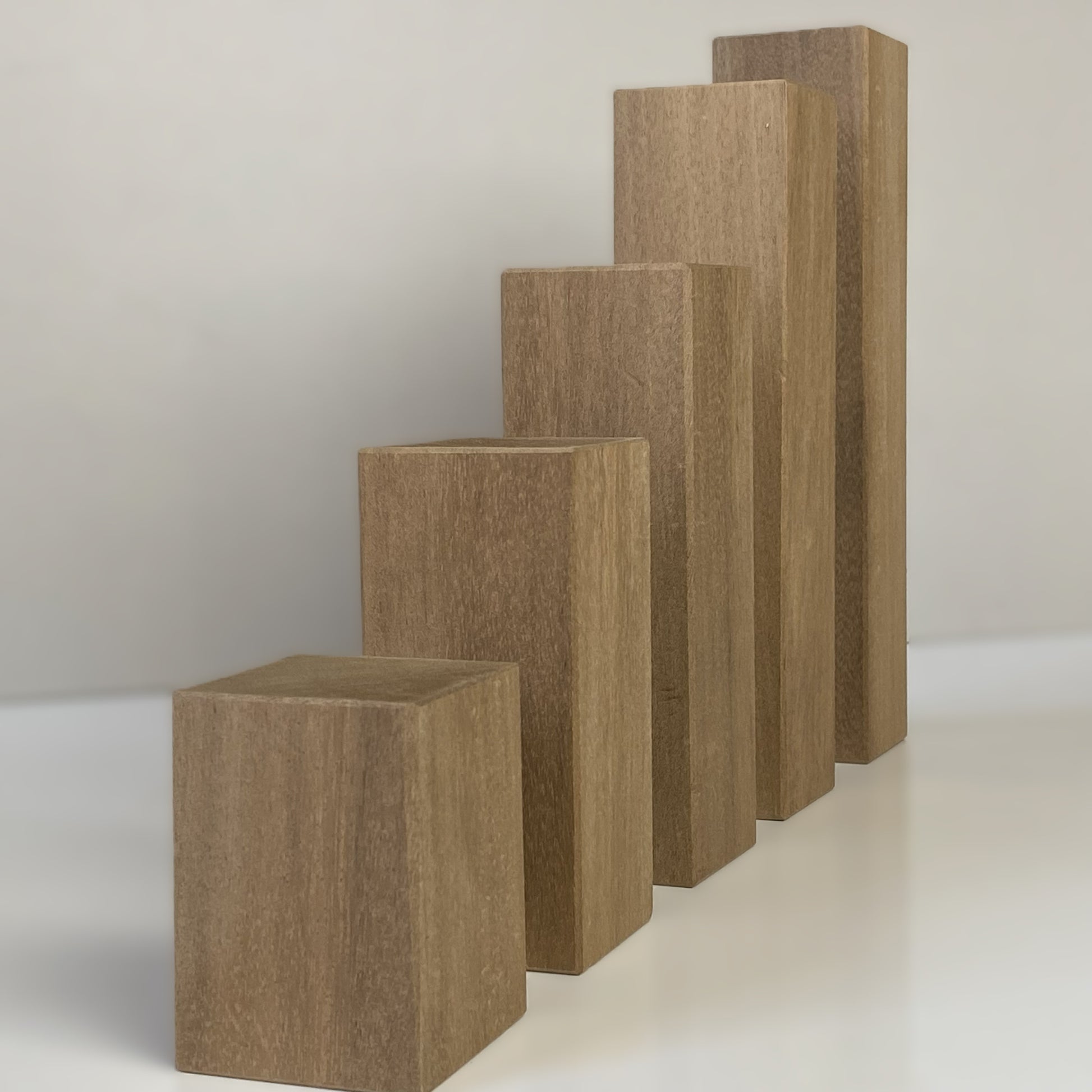 8 x 6 x 6 cm rectangular Wooden Cube, detail view | Farwinger