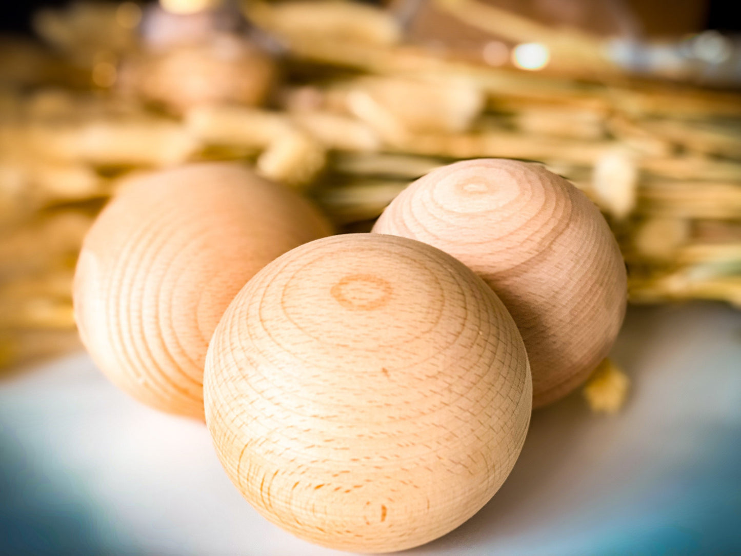 Stock wooden Ball 90mm / 9cm / 3.5 inch diameter wooden crafts ball sphere, round, natural & sustainable, Beech Hardwood